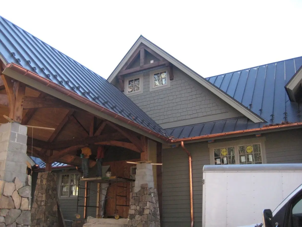Craftsman Roofing team delivering quality roofing work in Castaic